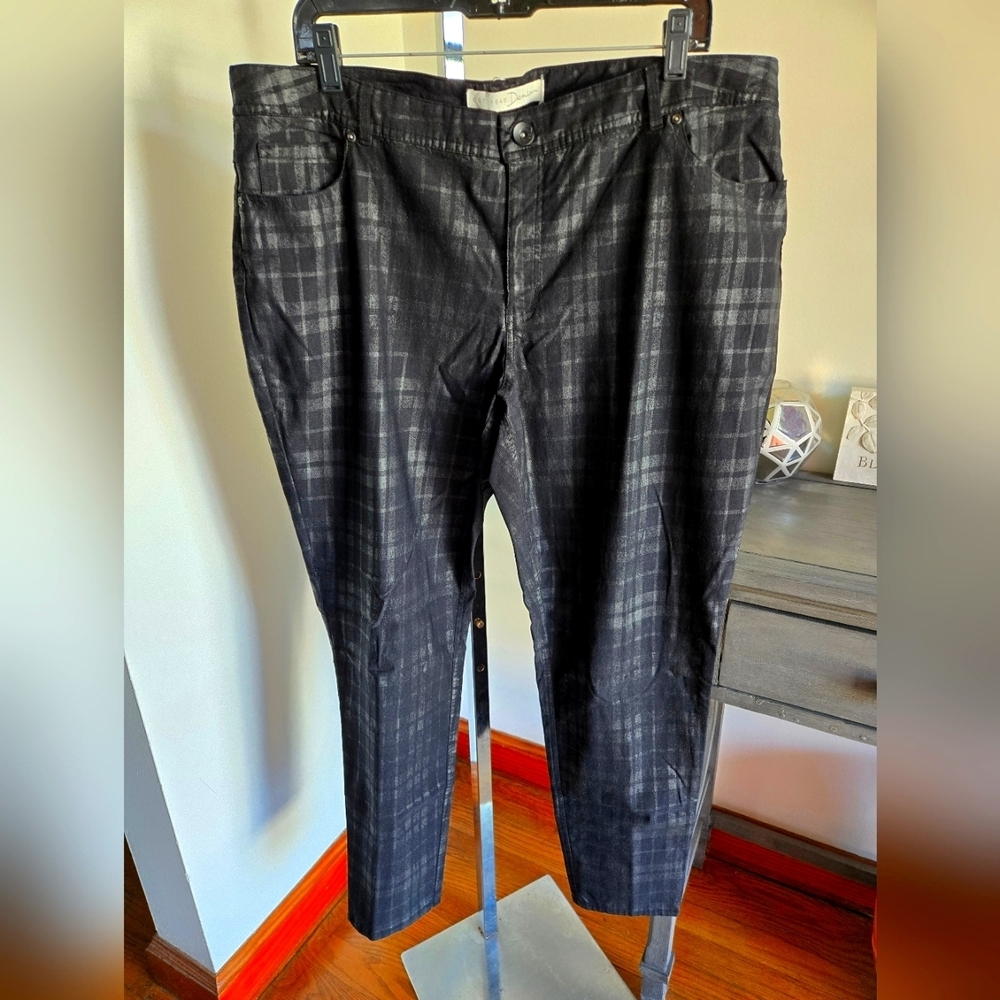 EST.1946 Denim Jeggings Sz 20W Black Plaid